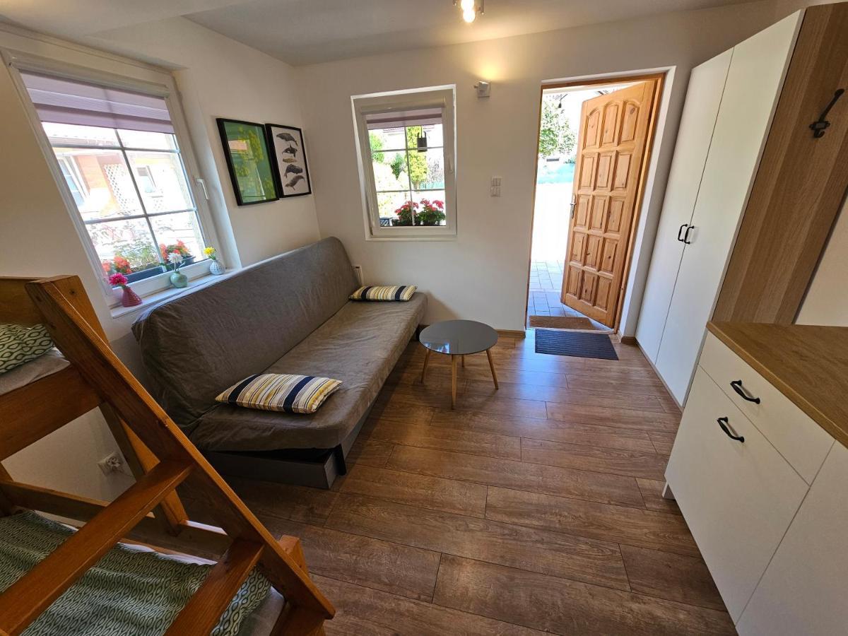 Malinowka Apartment Jantar Bagian luar foto